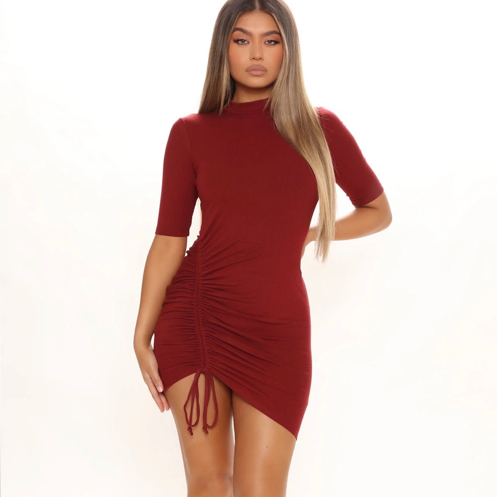 Fashion nova Burgundy Mini Dress Side Draw String Short Sleeve Medium Never Worn